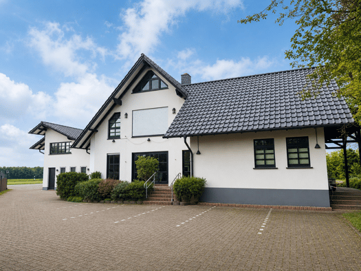 Hotel zum Kauf 750.000 € 18 Betten 400 m² Gastrofläche Massen Unna 59427