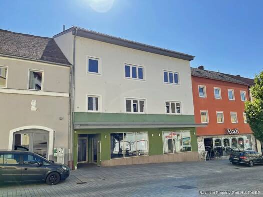 Haus zum Kauf 699.000 € 6 Zimmer 283,3 m² 311 m² Grundstück Cham Cham 93413
