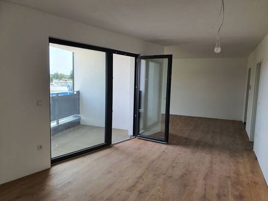 Wohnung zur Miete 986 € 3 Zimmer 78 m² frei ab sofort Vilsbiburg 84137