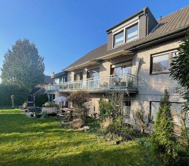 Immobilie in Billerbeck - Ihr Traumhaus zum Greifen nah für 1.978,00 €/m² Wohnfläche!  Zweifamilienwohnhaus mit Souterrainwohnung in Billerbeck - Bild 0