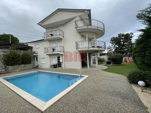 Haus zum Kauf 1.500.000 € 7 Zimmer 742 m² Lovran