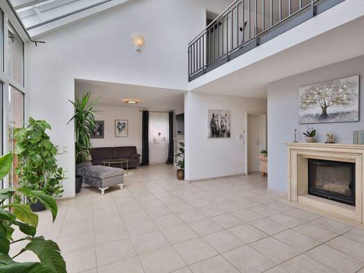 Einfamilienhaus zum Kauf 799.000 € 6,5 Zimmer 242 m² 477 m² Grundstück Ostelsheim 75395