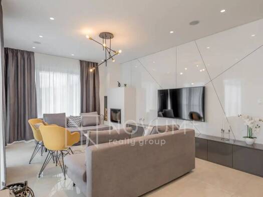 Haus zum Kauf 2.300.000 € 4 Zimmer 350 m² Podstrana