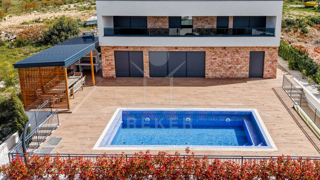 Villa zum Kauf - Erstbezug 790.000 € 5 Zimmer 275 m² 659 m² Grundstück Vodice