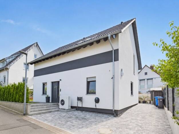 Einfamilienhaus zum Kauf 629.000 € 5 Zimmer 144,6 m² 270 m² Grundstück frei ab 01.03.2027 Cleebronn 74389
