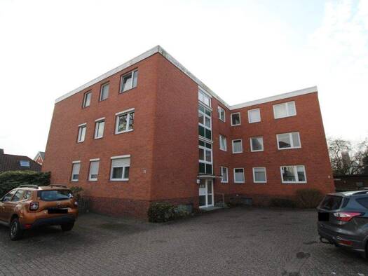 Wohnung zum Kauf 98.000 € 2 Zimmer 52,6 m² EG Varel 26316