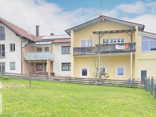 Mehrfamilienhaus zum Kauf 725.000 € 14 Zimmer 341 m² 747 m² Grundstück frei ab sofort Reischach 84571