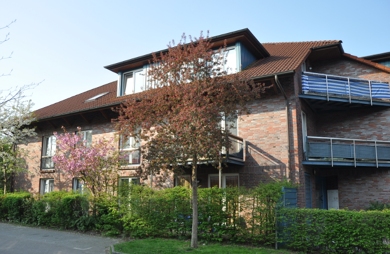 Wohnung zur Miete 602 € 3 Zimmer 70,9 m² Dachgeschoss, 2. Geschoss frei ab 01.08.2025 Carl-Heinrich-Slevogt-Straße 3a Bümmerstede Oldenburg 26133