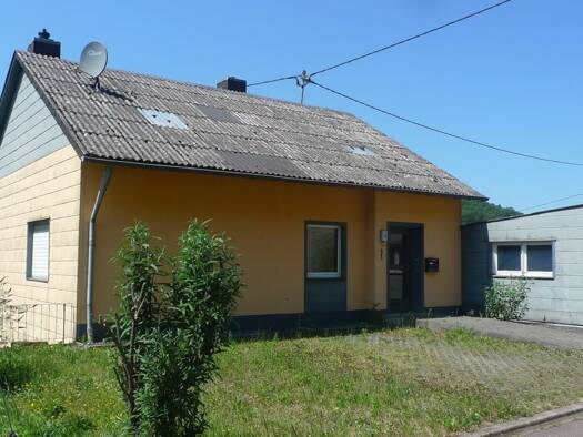 Haus zum Kauf 225.000 € 4 Zimmer 120 m² 1.786 m² Grundstück Hentern 54314