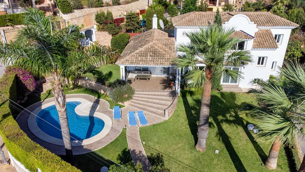 Villa zum Kauf 1.790.000 € 6 Zimmer 452 m² 1.018 m² Grundstück Marbella East 29600