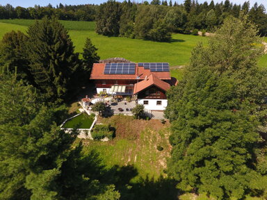 Einfamilienhaus zum Kauf provisionsfrei 996.000 € 7 Zimmer 380 m² 11.362 m² Grundstück Rathsmannsdorf Hofkirchen 94544