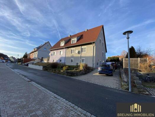 Doppelhaushälfte zum Kauf 489.000 € 5,5 Zimmer 140 m² 463 m² Grundstück Iphofen 97346