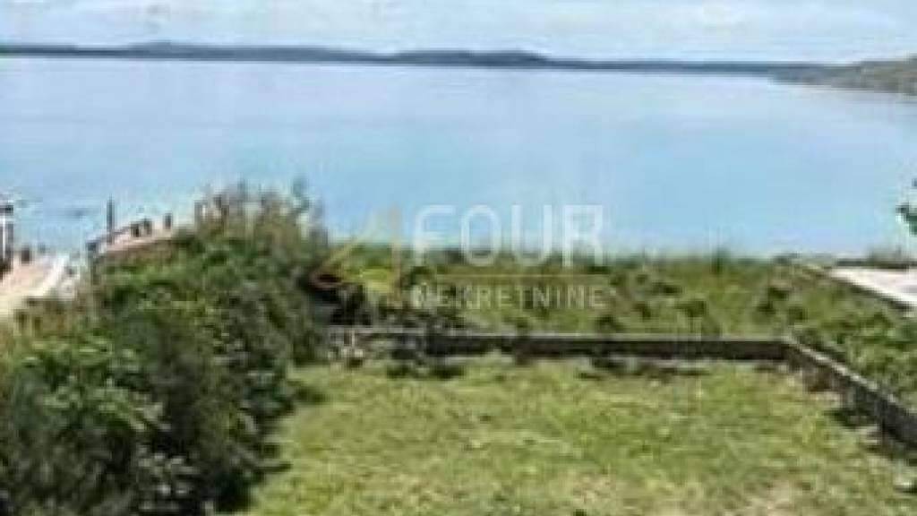 Land-/Forstwirtschaft zum Kauf 311.000 € Povljana Povljana