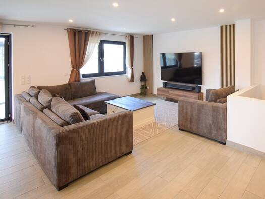 Mehrfamilienhaus zum Kauf 998.500 € 8 Zimmer 225,5 m² 575 m² Grundstück Fischenich Hürth 50354