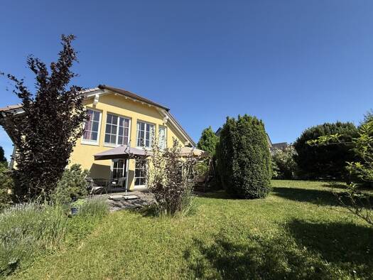 Einfamilienhaus zum Kauf 795.000 € 4 Zimmer 212 m² 780 m² Grundstück Niederhofen Schwaigern 74193