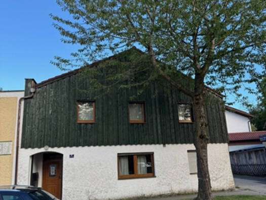 Einfamilienhaus zum Kauf 349.000 € 7 Zimmer 173 m² 170 m² Grundstück Neuötting 84524