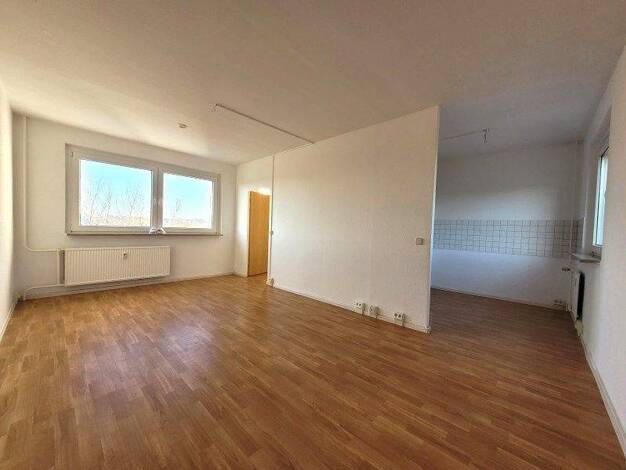 Wohnung zur Miete 390 € 4 Zimmer 77,3 m² 4. Geschoss Dr.-Theodor-Brugsch-Straße 12 Chrieschwitz Plauen 08529
