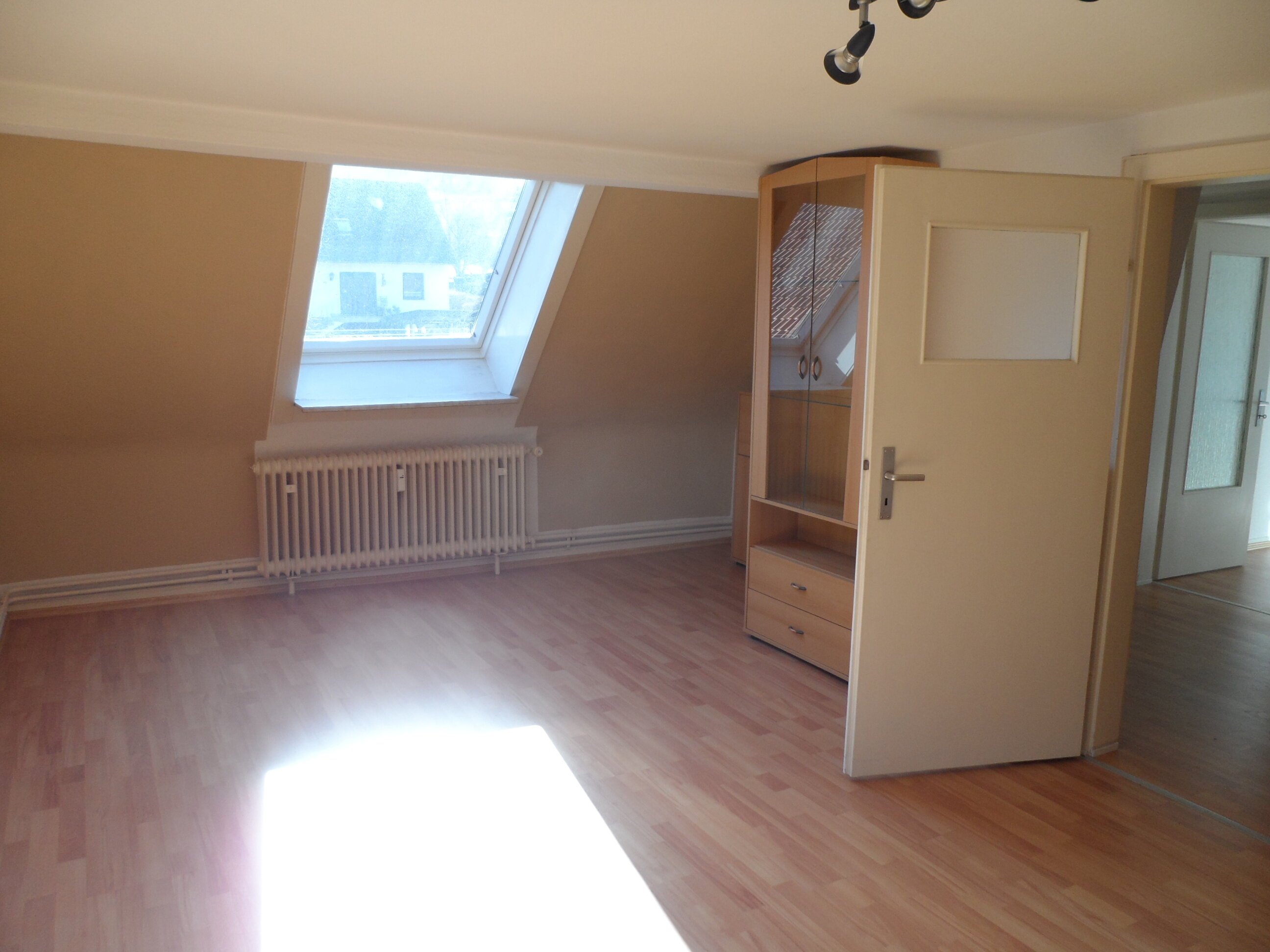 Wohnung zur Miete 315 € 3 Zimmer 64 m²<br/>Wohnfläche 3.<br/>Geschoss Bishausen Nörten-Hardenberg 37176