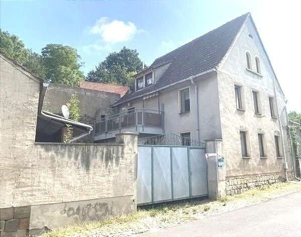 Einfamilienhaus zum Kauf 29.000 € 5 Zimmer 120 m²<br/>Wohnfläche 227 m²<br/>Grundstück ab sofort<br/>Verfügbarkeit Altenroda Bad Bibra 06647