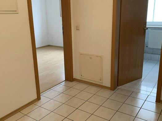 Wohnung zur Miete 610 € 2 Zimmer 60,8 m² EG frei ab sofort Deggendorf 94469