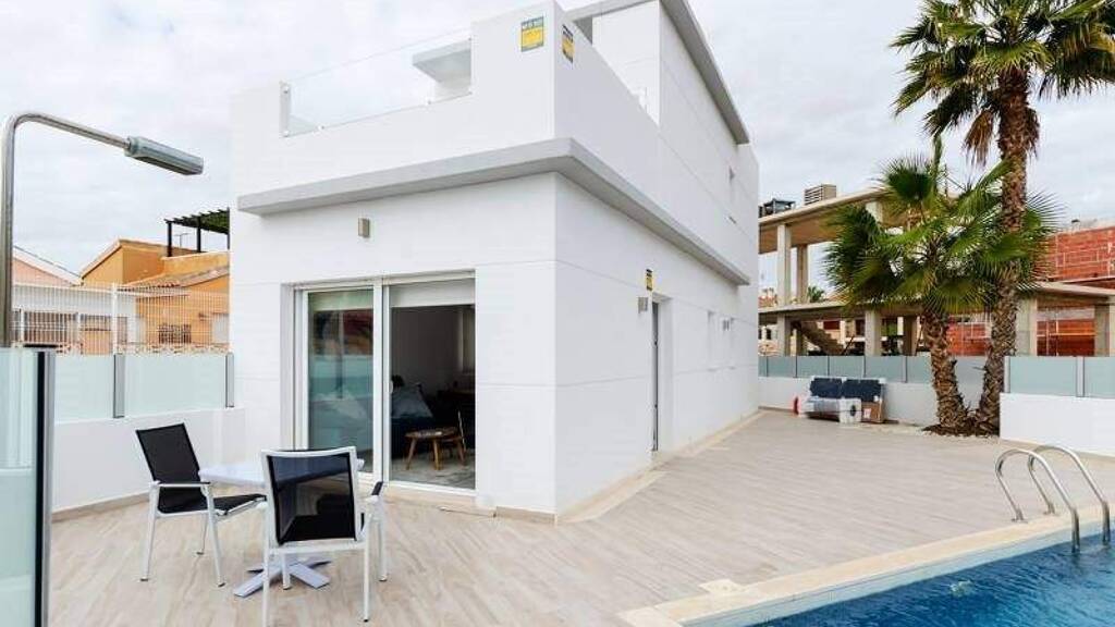 Haus zum Kauf 424.000 € 116 m² 115 m² Grundstück Torrevieja 03180