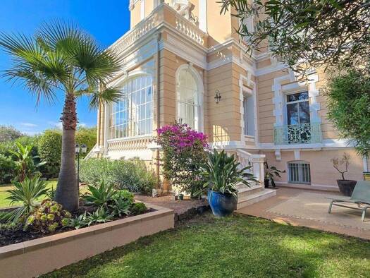 Studio zum Kauf provisionsfrei 2.200.000 € 7 Zimmer 226 m² Boulouris Saint-Raphaël 83700