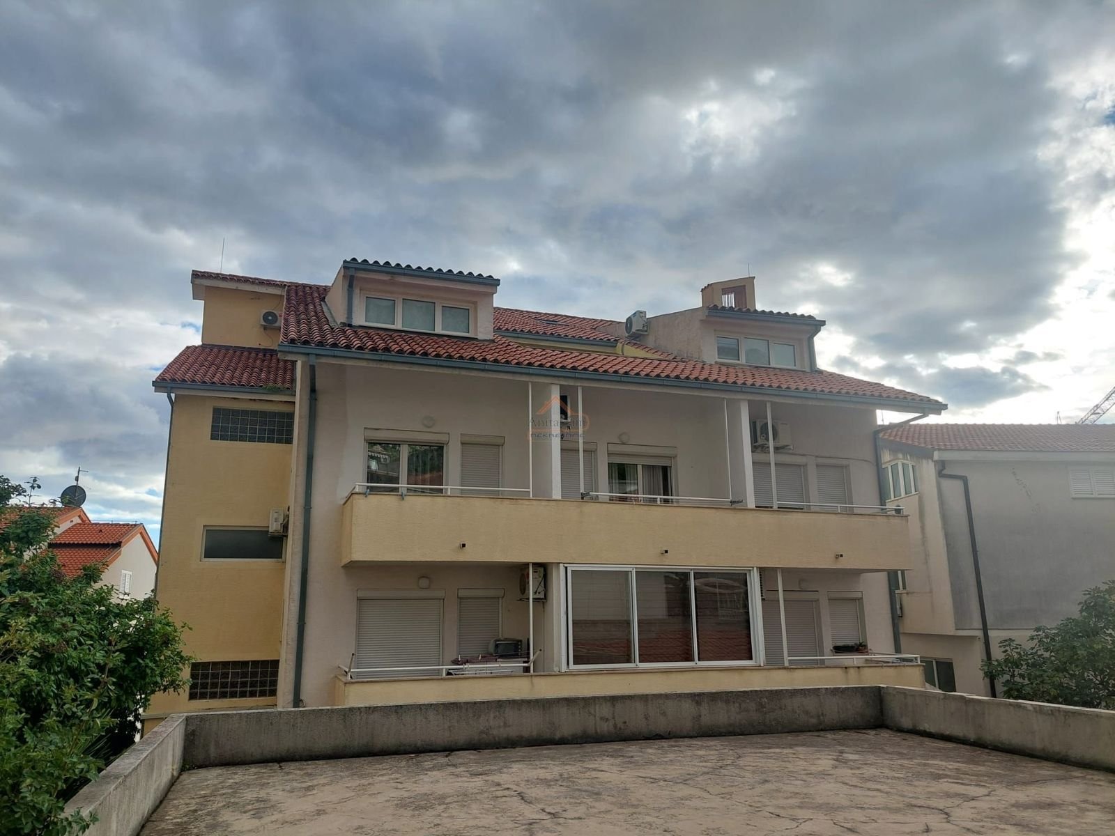 Wohnung zum Kauf 220.000 € 3 Zimmer 56 m²<br/>Wohnfläche Makarska center