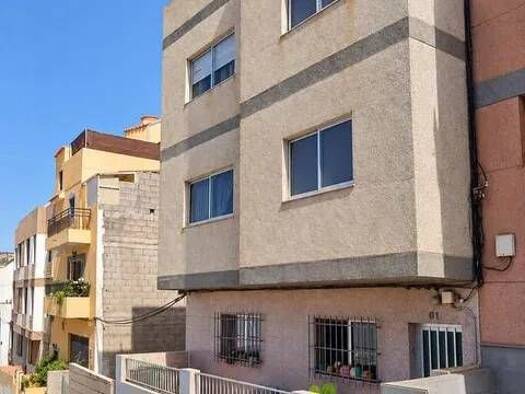 Wohnung zum Kauf 83.800 € 2 Zimmer 55 m² 3. Geschoss San Cristóbal de La Laguna 38205