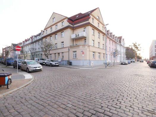 Wohnung zur Miete 616 € 2,5 Zimmer 68 m² frei ab 01.04.2026 Virchowstraße 12 Werdervorstadt Schwerin 19055
