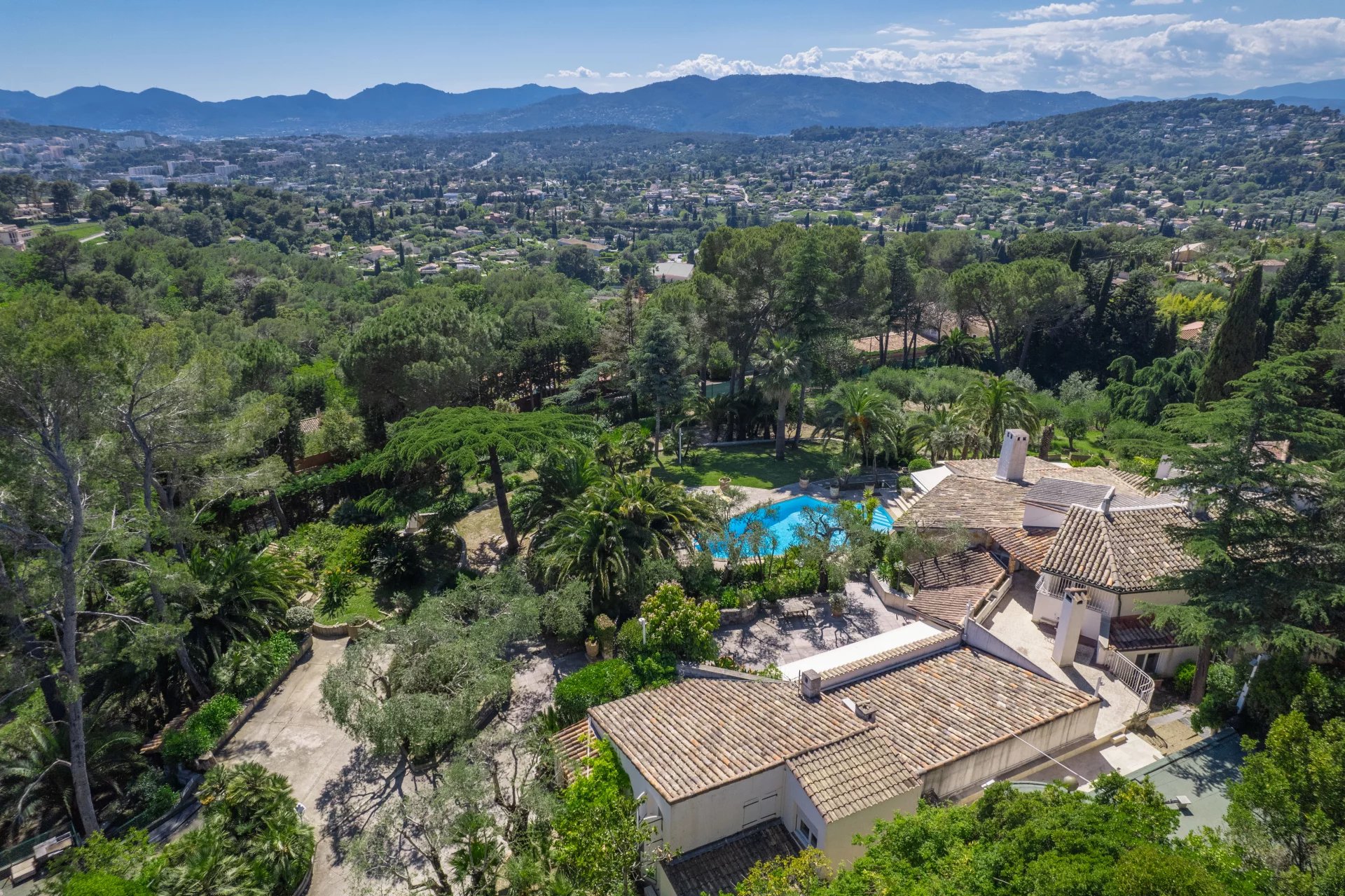 Einfamilienhaus zum Kauf 6.360.000 € 11 Zimmer 587 m²<br/>Wohnfläche 9.243 m²<br/>Grundstück Les Colles-Camp Lauvas-Font de l'Orme MOUGINS 06250