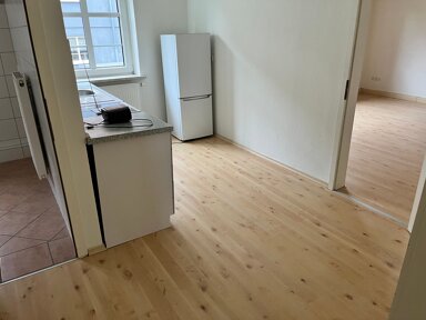 Wohnung zur Miete 315 € 2 Zimmer 52,9 m² frei ab sofort Fritz-Kramer-Straße 2 Meuselwitz Meuselwitz 04610