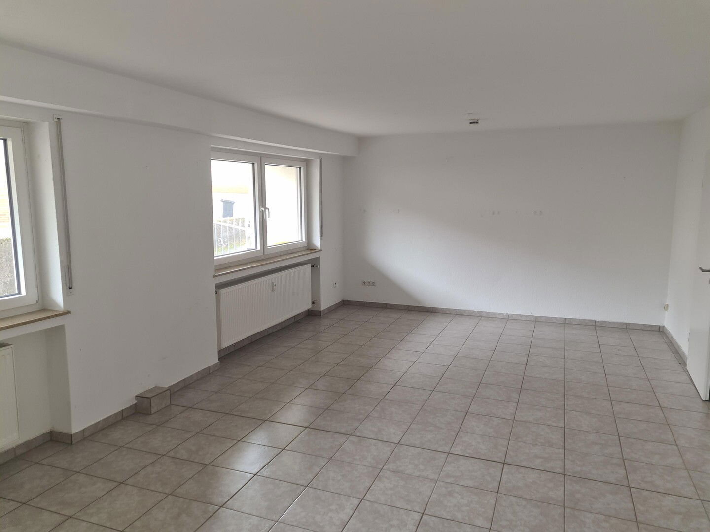 Wohnung zur Miete 750 € 3,5 Zimmer 110 m²<br/>Wohnfläche EG<br/>Geschoss Weiperz Sinntal 36391