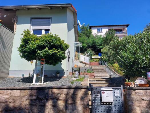 Einfamilienhaus zum Kauf als Kapitalanlage geeignet 215.000 € 4 Zimmer 100 m² 723 m² Grundstück Leuchtenberg 92705