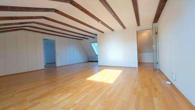 Wohnung zur Miete 650 € 2 Zimmer 64,9 m² Dachgeschoss frei ab 01.06.2025 Innenstadt Aschaffenburg 63739