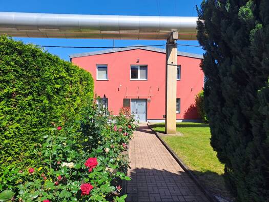 Wohn- und Geschäftshaus zur Miete 600 € 4 Zimmer 97 m² Bürofläche Zeulenrodaer Straße Gispersleben Erfurt 99091
