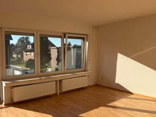 Wohnung zur Miete 680 € 3 Zimmer 83 m² frei ab sofort St.-Sebastian-Straße Cloppenburg Cloppenburg 49661
