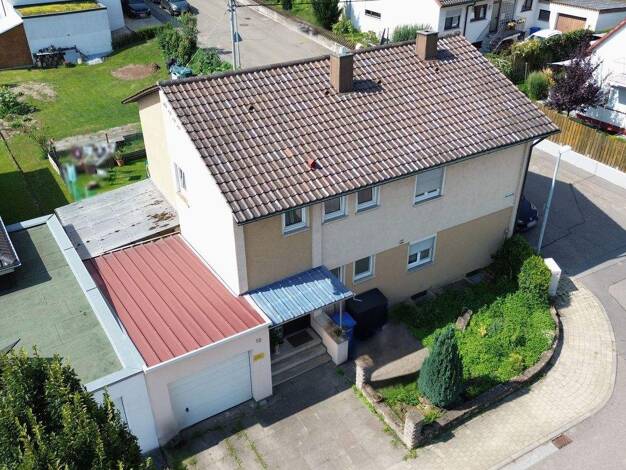 Mehrfamilienhaus zum Kauf 450.000 € 8 Zimmer 143 m² 274 m² Grundstück Dürrenzimmern Brackenheim 74336