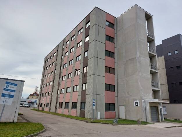 Halle/Industriefläche zur Miete 3,50 € 2.600 m² Lagerfläche teilbar ab 425 m² Seidnitz/Dobritz Dresden 01277