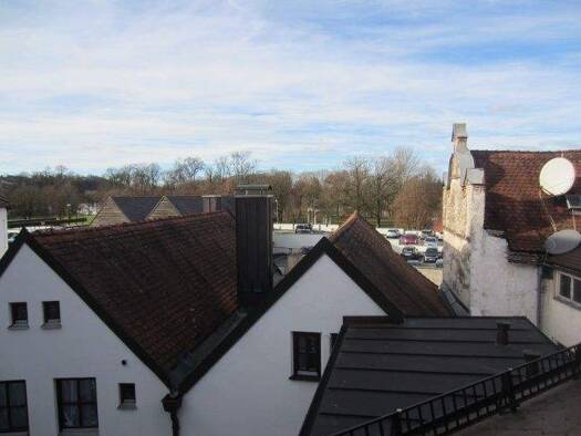 Wohnung zur Miete 800 € 2 Zimmer 72 m² Altstadt Landshut 84028