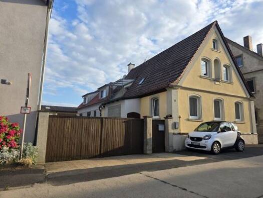Einfamilienhaus zum Kauf 155.000 € 4 Zimmer 132 m² 656 m² Grundstück Bergtheim Bergtheim 97241