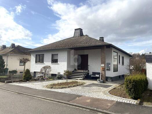 Einfamilienhaus zum Kauf 470.000 € 5 Zimmer 112 m² 582 m² Grundstück Elz 65604
