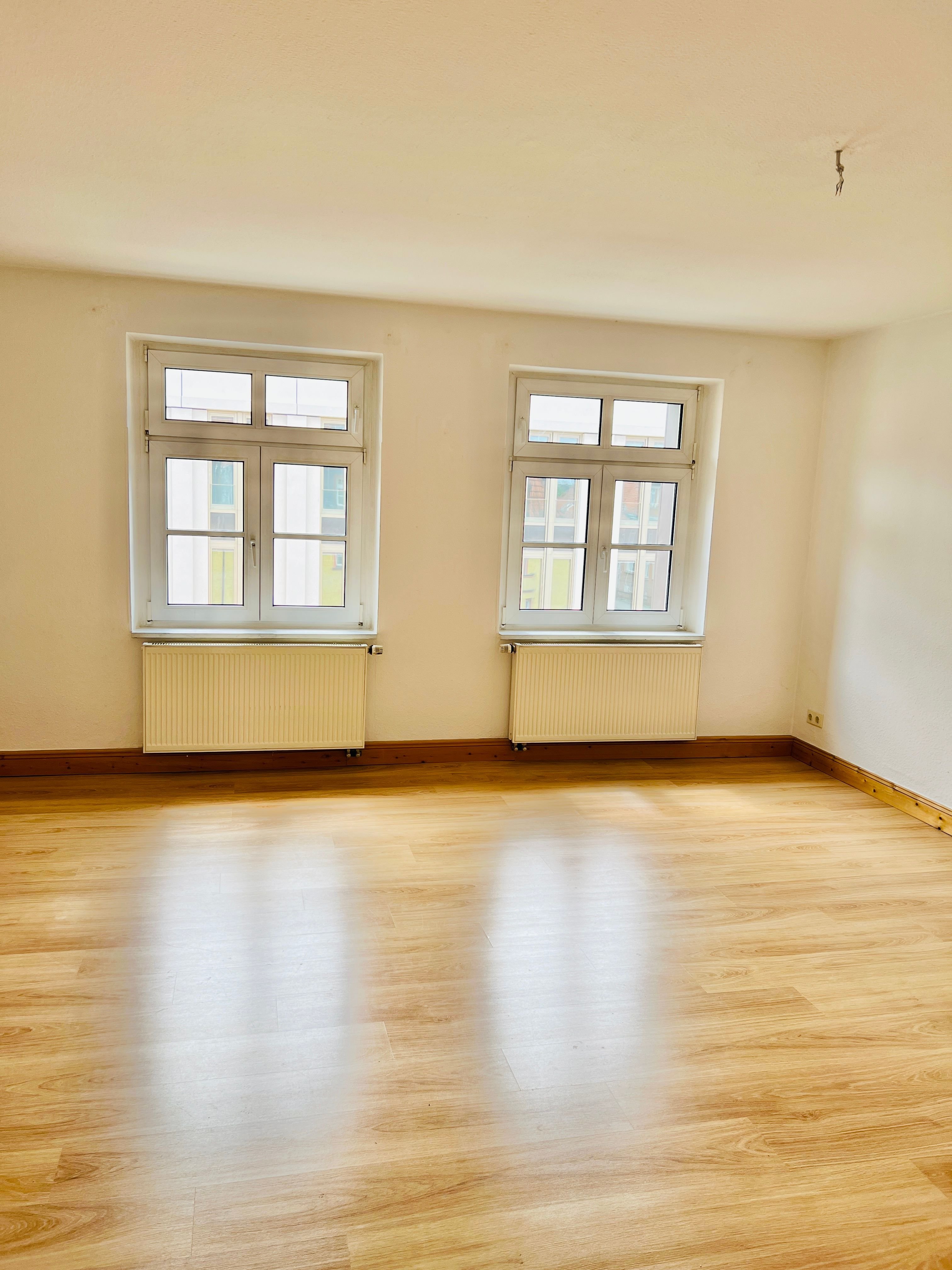 Wohnung zur Miete 870 € 3 Zimmer 93 m²<br/>Wohnfläche 3.<br/>Geschoss Mozartstraße 41 Paulsstadt Schwerin 19053