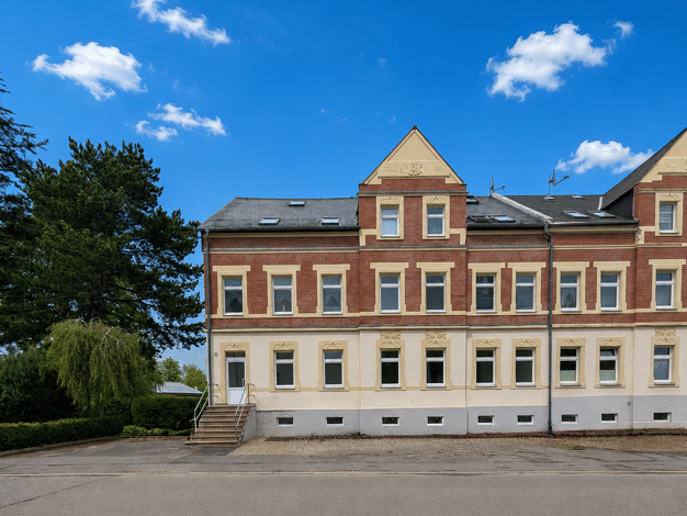 Bürofläche zur Miete provisionsfrei 4,50 € 4 Zimmer 148 m² Bürofläche Bahnhofstraße 8 Oberlichtenau Lichtenau 09244
