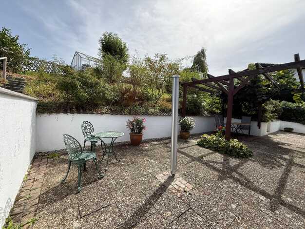 Einfamilienhaus zum Kauf 668.000 € 7 Zimmer 200 m² 921 m² Grundstück frei ab sofort Neuravensburg Wangen im Allgäu 88239