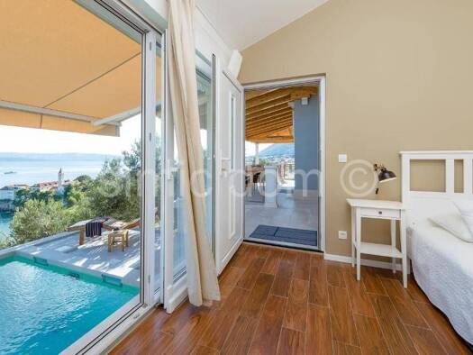 Villa zum Kauf 2.500.000 € 2 Zimmer 110 m² 3.170 m² Grundstück Bol 21420