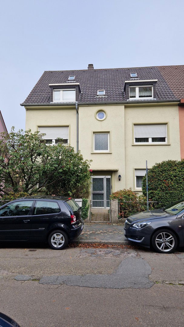 Mehrfamilienhaus zum Kauf provisionsfrei 845.000 € 10 Zimmer 262 m²<br/>Wohnfläche 330 m²<br/>Grundstück Neckarstadt - Ost Mannheim 68167