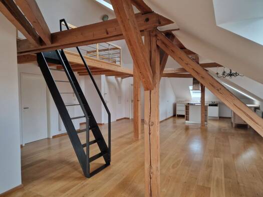 Wohnung zur Miete 1.450 € 3 Zimmer 107 m² Geschoss 3/4 frei ab sofort Ostenviertel Regensburg 93055