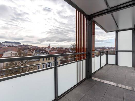 Wohnung zur Miete - Erstbezug 1.064 € 5 Zimmer 101 m² 7. Geschoss frei ab 01.02.2026 Gotha 99867