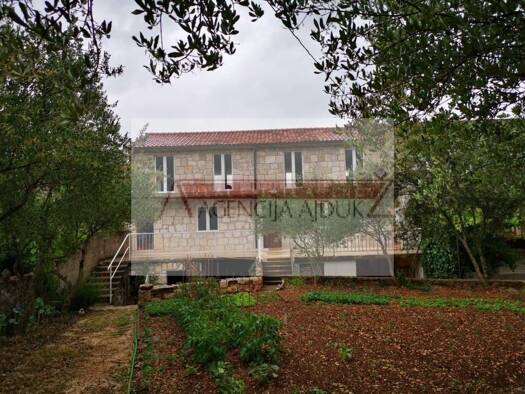 Haus zum Kauf 235.000 € 6 Zimmer 250 m² Imotski