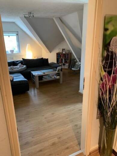 Wohnung zur Miete 395 € 3 Zimmer 60 m² Dachgeschoss, 2. Geschoss frei ab 01.10.2025 Papenhausenstraße 33 a Menden - Mitte Menden 58706